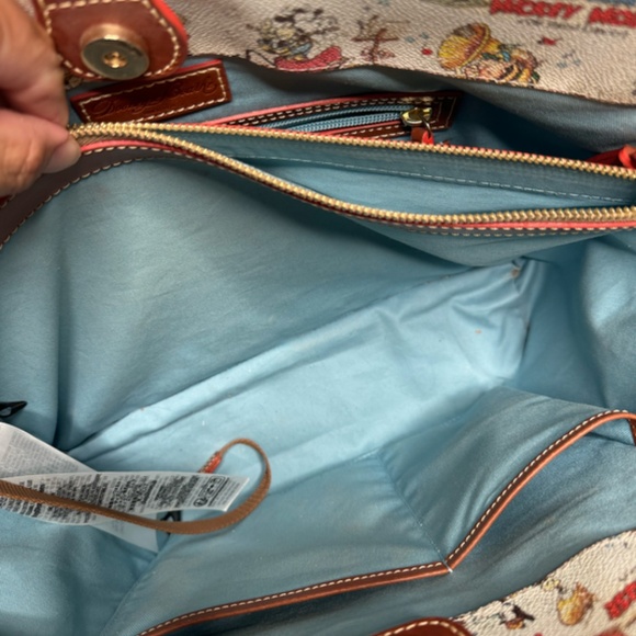 Dooney & Bourke Disney's "The Band Concert" Magic Key Exclusive Large Tote Bag - Picture 2 of 8